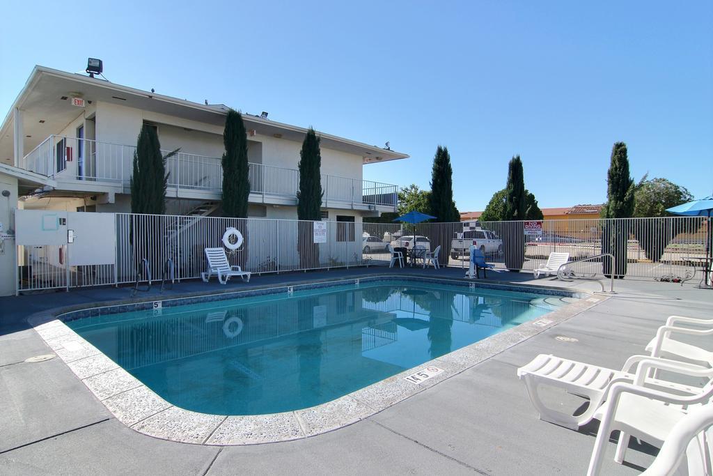 Motel 6-Carlsbad, Nm Luaran gambar