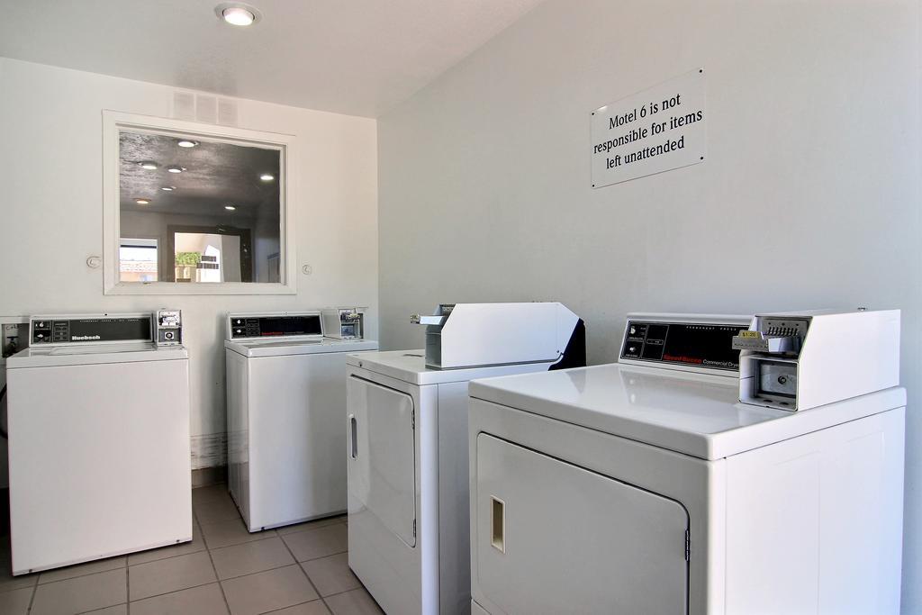 Motel 6-Carlsbad, Nm Luaran gambar
